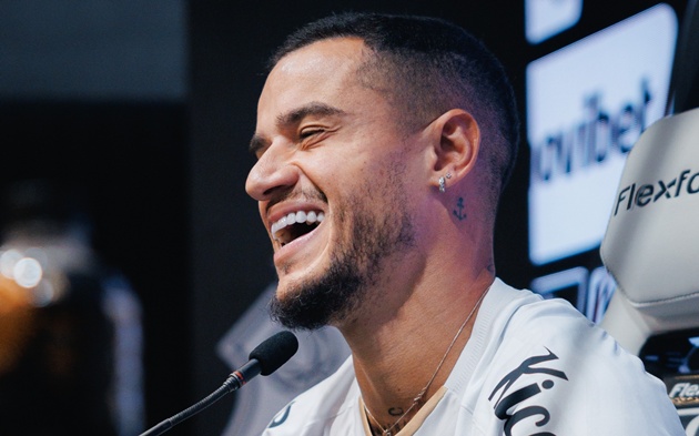 Coutinho trở thành tân binh của Santos. (Ảnh: X Santos FC)