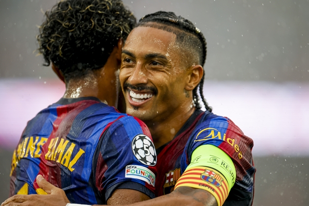 Bộ đ&ocirc;i tr&ecirc;n h&agrave;ng tấn c&ocirc;ng được mong đợi nhất của Barcelona.
