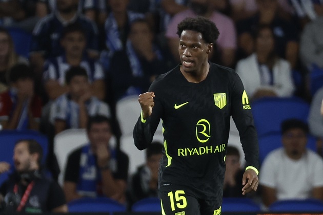 Jonathan David sẽ niềm hy vọng tr&ecirc;n h&agrave;ng c&ocirc;ng của Atletico Madrid. Ảnh: EPA.
