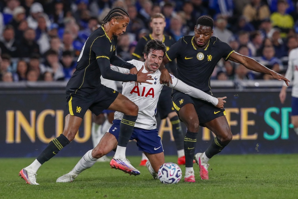 Sandro Tonali vẫn chưa đáp ứng kỳ vọng tại Tottenham. Ảnh: EPA/David Neilson.