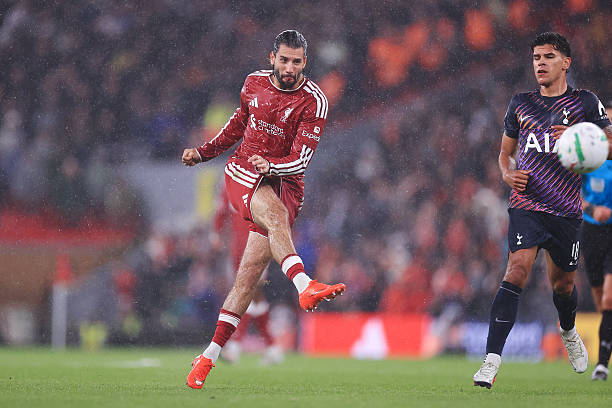 Các siêu phẩm giúp Liverpool hạ gục Tottenham. Ảnh của Simon Stacpoole/Offside/Offside - Getty Images.