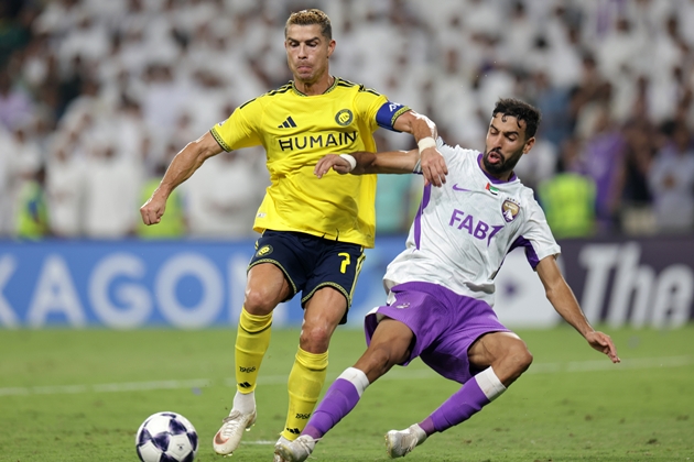 Ảnh bài viết Ronaldo bất lực nhìn Al Nassr thảm bại 0-4 trước Al Ain