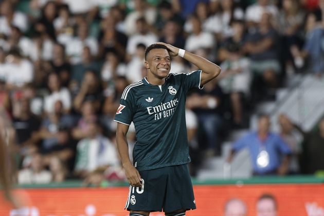 Ảnh bài viết 6 dấu ấn Elche 2-3 Real Madrid: Mbappe cứu rỗi; Thất vọng Vinicius