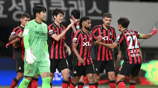 K.League c&oacute; thể chuyển sang lịch đấu giống ch&acirc;u &Acirc;u. Ảnh: Seoul FC.