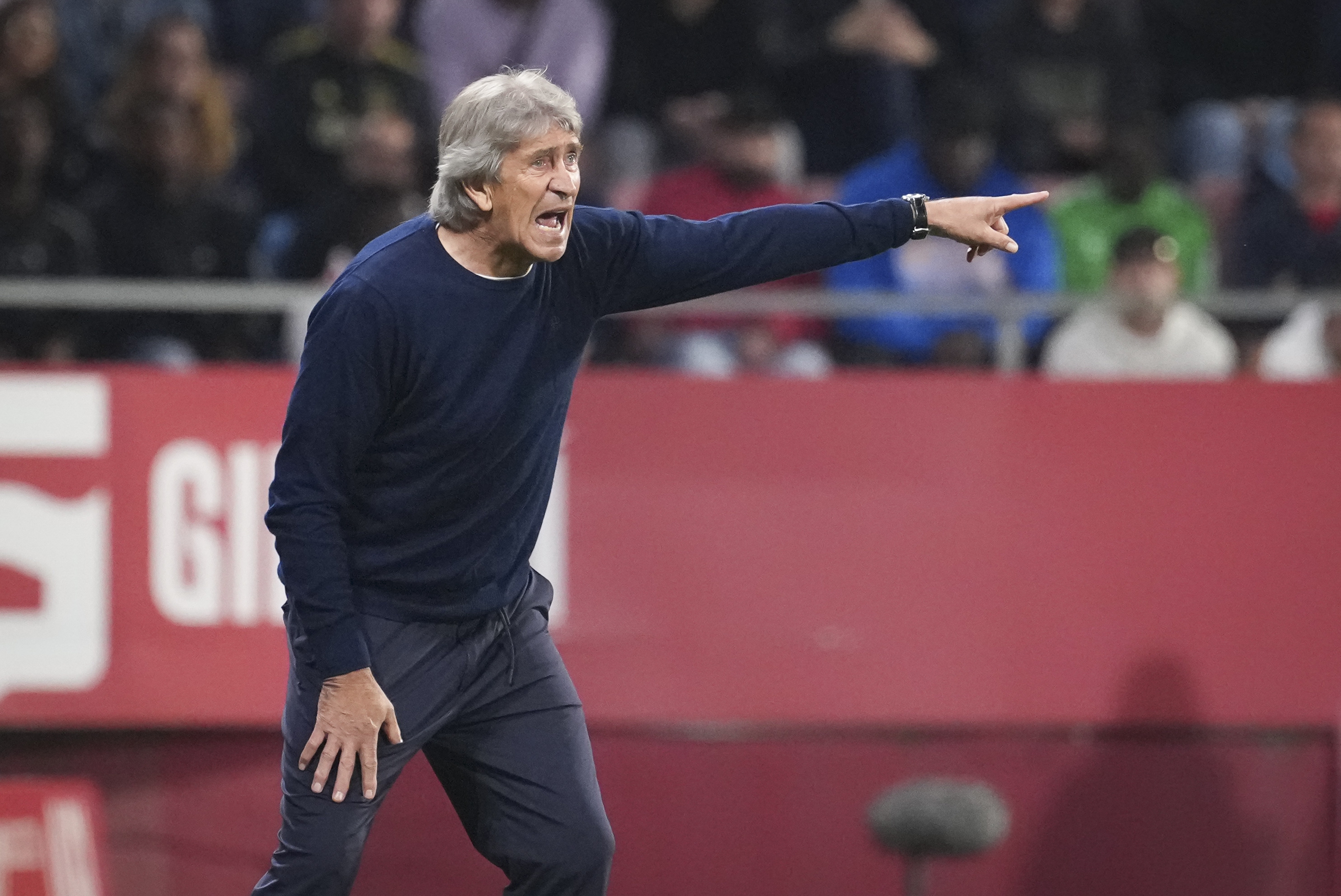 Pellegrini bắt đầu hành trình chinh phục bóng đá châu Âu. (Ảnh: EPA Images)