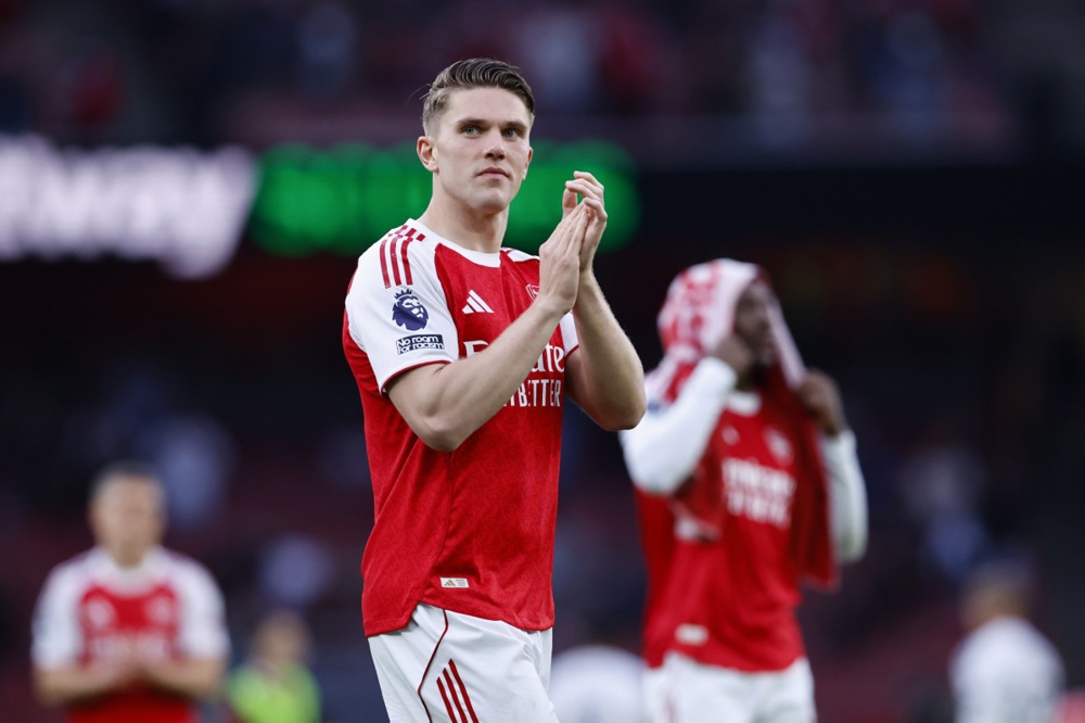 Ảnh bài viết Thất sủng ở Arsenal, Gyokeres được HLV Potter che chở