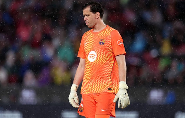 Wojciech Szczesny - 6.1: Vào sân thay Joan Garcia sau giờ nghỉ và mắc một sai lầm trực tiếp sơ đẳng dẫn đến bàn thua thứ hai của đội nhà.