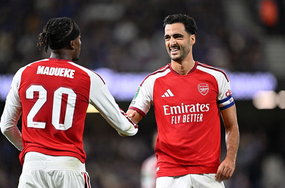 Mikel Merino đeo băng đội trưởng trong trận đấu với Ipswich Town. Ảnh: Arsenal FC.