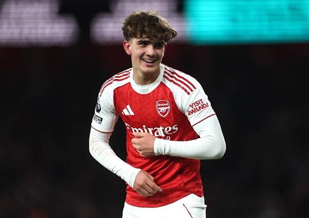 Ảnh bài viết Arsenal từ chối Luton vụ hỏi mượn thần đồng Max Dowman