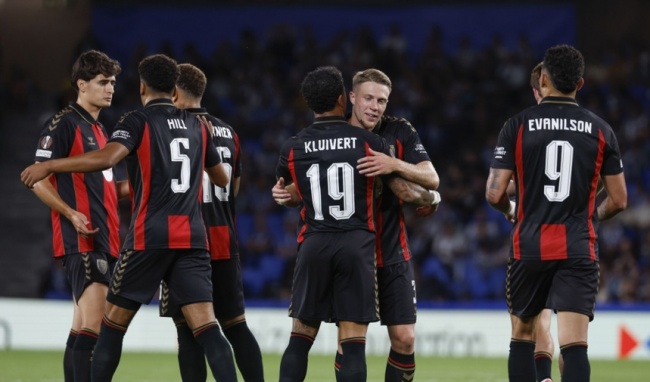Ảnh bài viết Justin Kluivert lập công, Bournemouth hạ Real Sociedad 2-1 ở Europa League