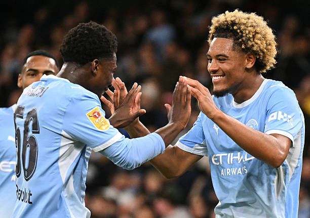 Ảnh bài viết Chấm điểm Man City: Màn trình diễn ấn tượng của Samba; Nốt trầm Ait-Nouri