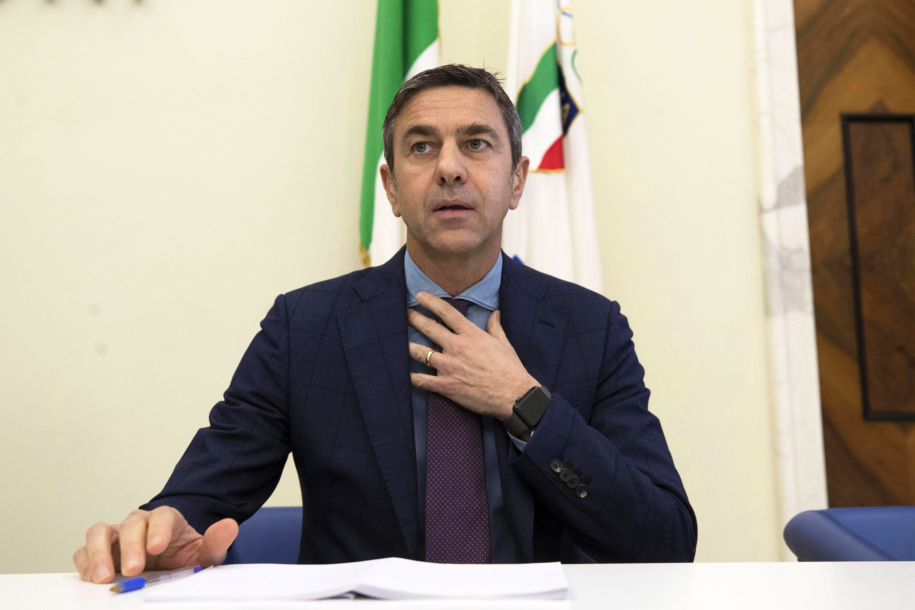 Costacurta thừa nhận San Siro đã lỗi thời về công năng. (Ảnh: EPA Images)