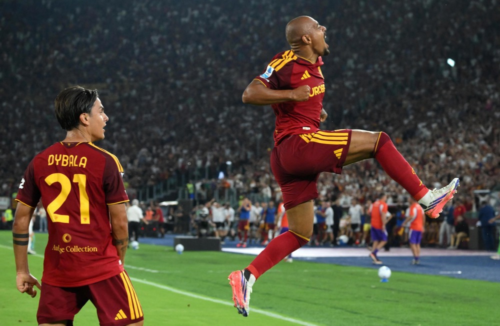 Malen tỏa sáng ở Roma. Ảnh: EPA.