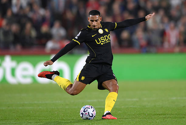 Maxence Lacroix &ndash; 4 điểm: Tỏ ra bị động ở b&agrave;n mở tỷ số của Brentford v&agrave; gi&aacute;n tiếp ph&aacute; bẫy việt vị, tạo điều kiện cho Mikkel Damsgaard băng xuống ở b&agrave;n thua thứ hai.
