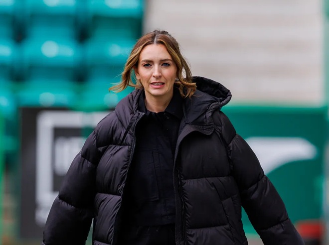 Connie McLaughlin đ&atilde; c&oacute; cuộc phỏng vấn kh&aacute; căng thẳng với HLV Celtic. Ảnh: Kenny Ramsay.