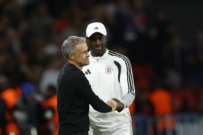 Enrique đang hướng tới m&ugrave;a giải rực rỡ tiếp theo với PSG. Ảnh: EPA.