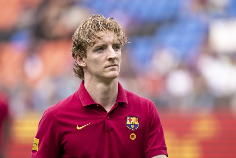 Ảnh bài viết Vùi dập Santander 7-2, Barca gửi thông điệp tới Gordon