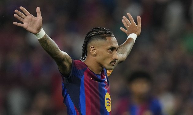 Ảnh bài viết Raphinha khó hiểu trước thái độ của Atletico với Julian Alvarez