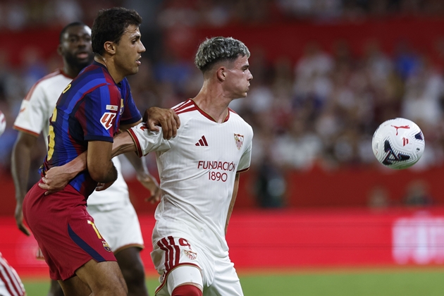 Ảnh bài viết Rodri chấn chỉnh Barca sau trận thắng Sevilla
