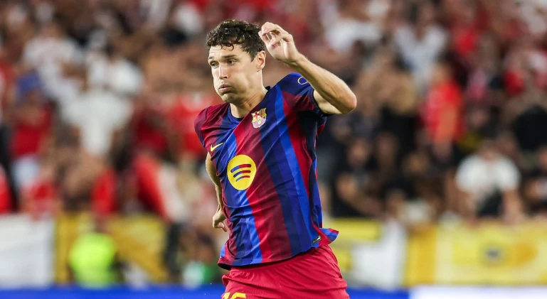 Andreas Christensen - 7.5 điểm: Điểm s&aacute;ng nổi bật nhất nơi h&agrave;ng thủ nhờ khả năng đọc t&igrave;nh huống mẫu mực v&agrave; can thiệp giải nguy chuẩn x&aacute;c. Ảnh: Irina R. Hipolito/Getty.