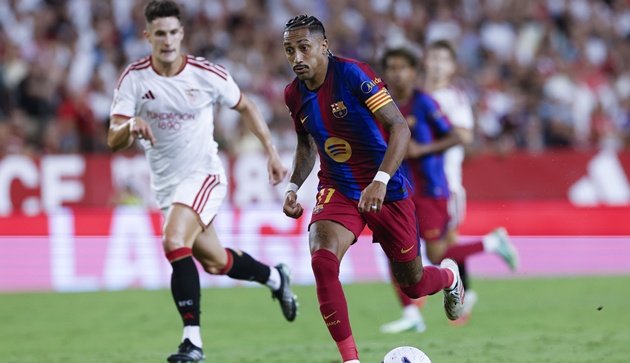 Raphinha tạo n&ecirc;n lịch sử ghi b&agrave;n ở La Liga. (Ảnh: EPA Images)