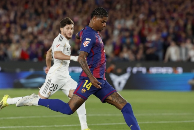 Ảnh bài viết Yamal chia sẻ về màn lột xác của Rashford tại Barcelona