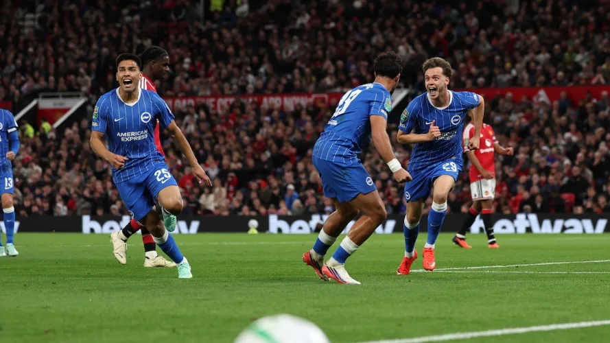 M&agrave;n thua ngược trước Brighton phơi b&agrave;y nhiều vấn đề của Man Utd. Ảnh: James Boardman/Brighton & Hove Albion FC.