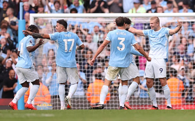 Man City thắng vất vả Sunderland tr&ecirc;n s&acirc;n kh&aacute;ch. (Ảnh: Carl Recine/Getty Images)