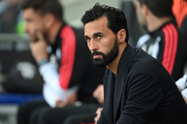 Ảnh bài viết Arbeloa tuyên bố trọng tài không muốn MU thất bại