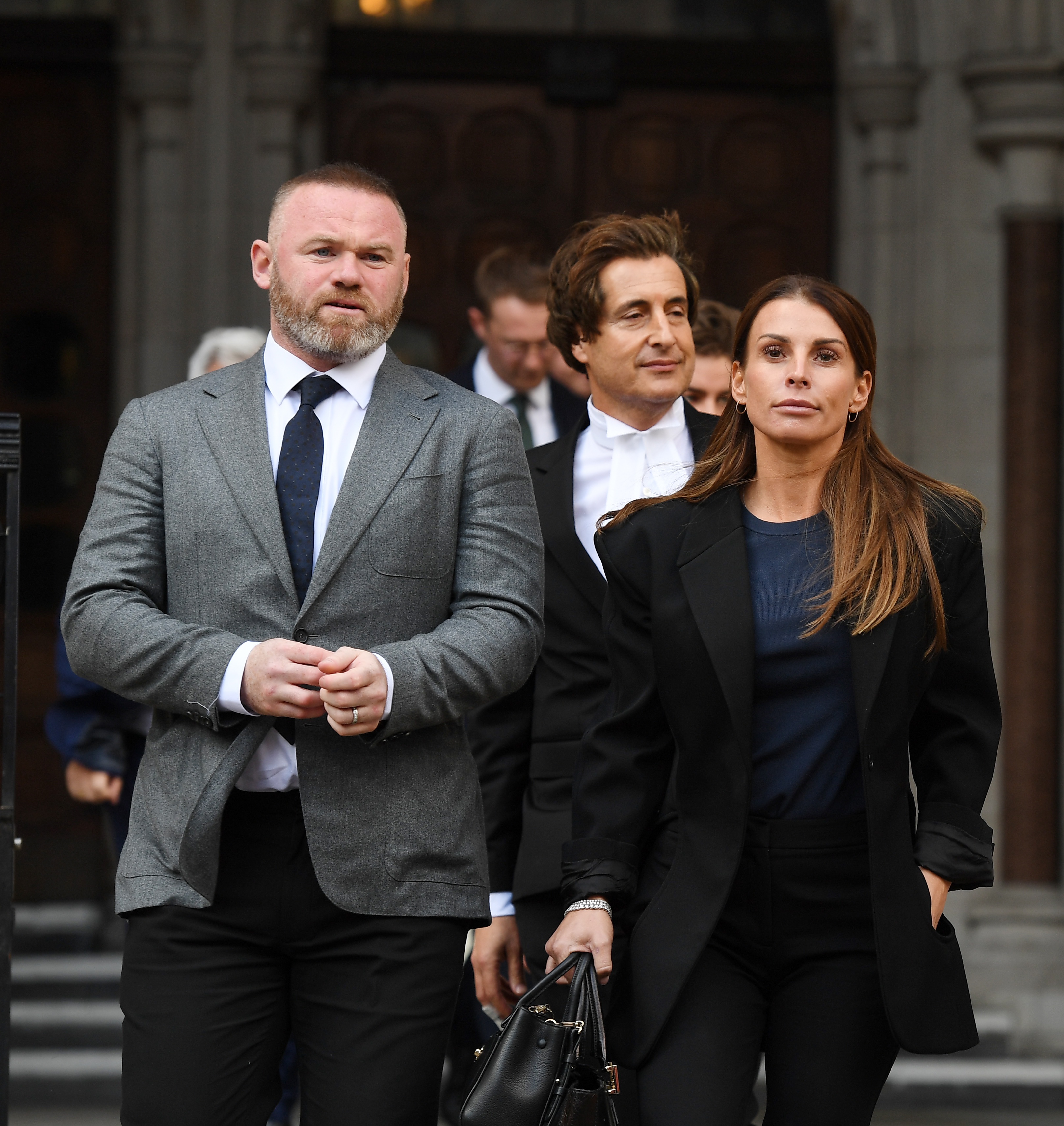 Rooney tìm lại sự bình yên bên Coleen và các con. (Ảnh: EPA Images)