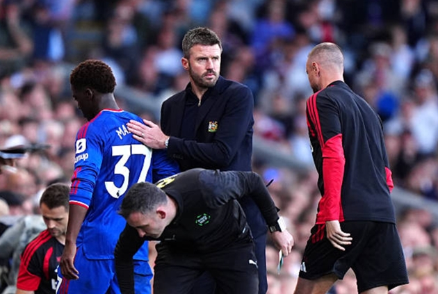 Ảnh bài viết Bão chấn thương càn quét, khủng hoảng bủa vây Man Utd