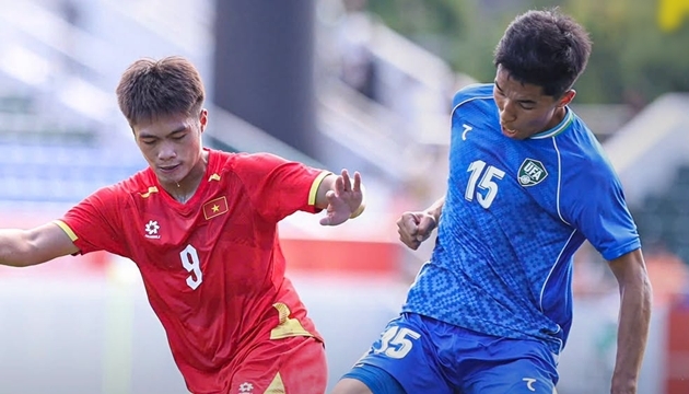 U23 Việt Nam gặp nhiều kh&oacute; khăn trong trận thua U23 Uzbekistan. Ảnh: VFF