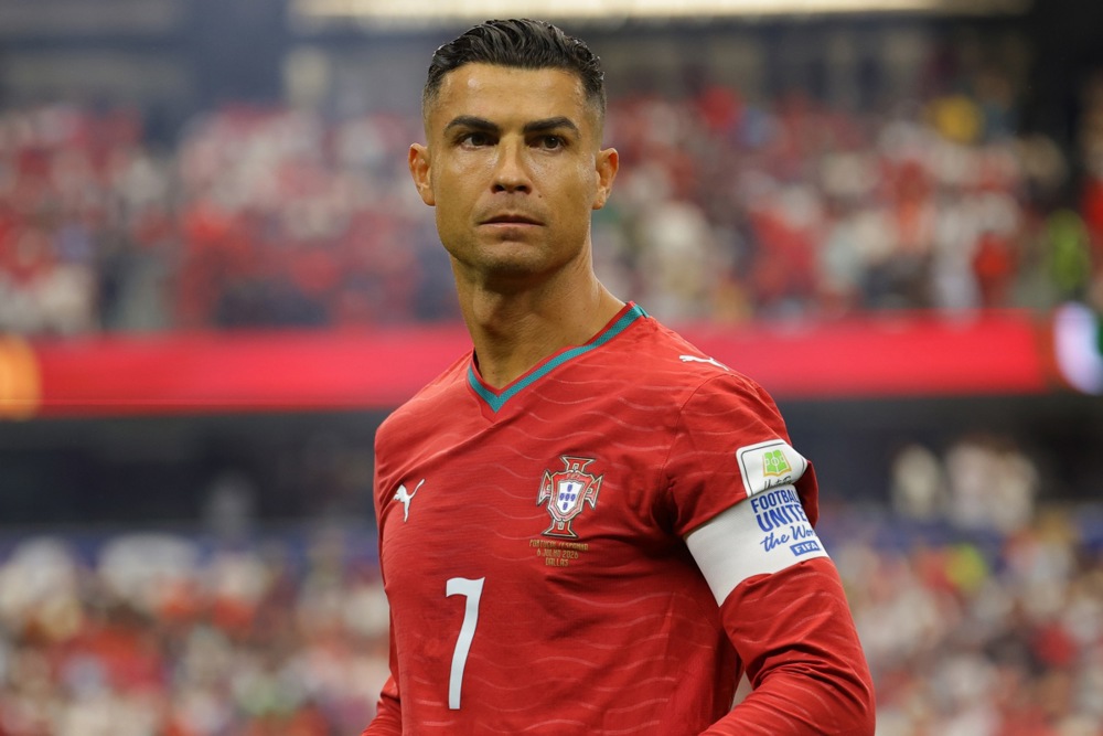 CR7 x&aacute;c nhận tiếp tục cống hiến cho ĐTQG. Ảnh: EPA Images.
