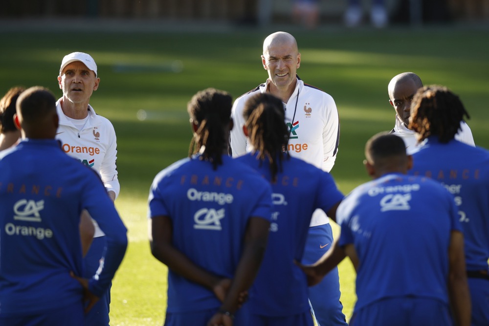 Zidane được đặt nhiều kỳ vọng. Ảnh: EPA.