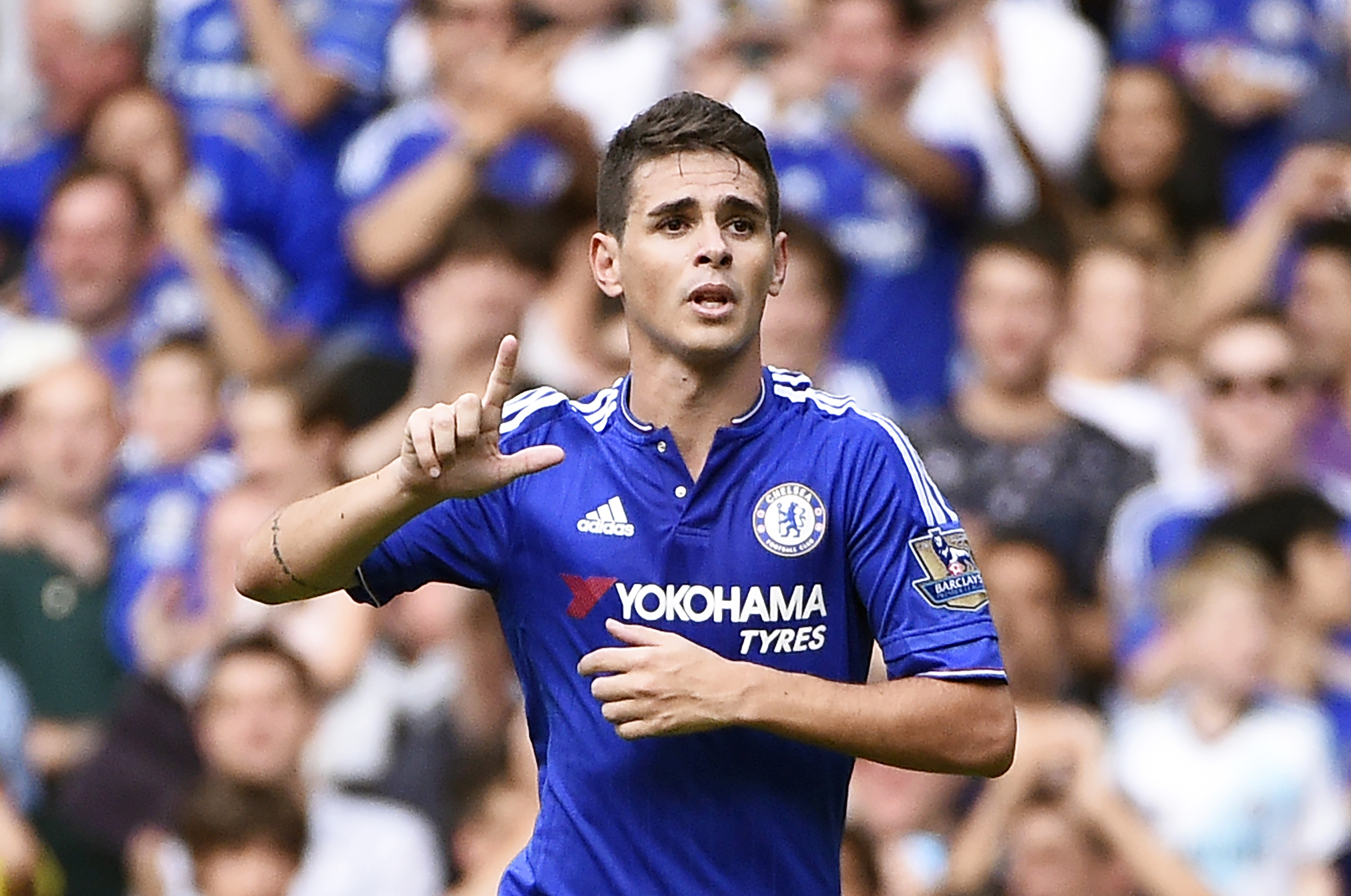 Oscar chọn gia đ&igrave;nh thay v&igrave; tiếp tục đỉnh cao Chelsea. (Ảnh: EPA Images)