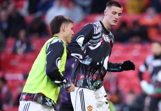 D&agrave;n sao của Manchester United đang hồi phục tại Carrington. Ảnh: EPA/ADAM VAUGHAN