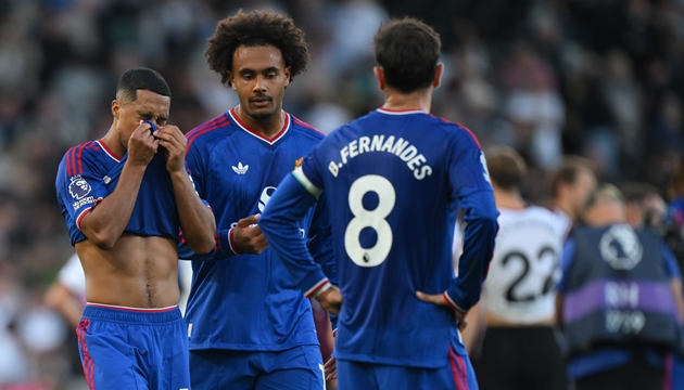 Man United đang g&acirc;y thất vọng về mặt phong độ. Ảnh: EPA