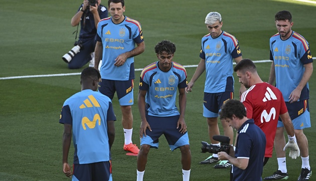 T&acirc;y Ban Nha đang bước v&agrave;o giai đoạn cực thịnh khi v&ocirc; địch EURO v&agrave; World Cup. (Ảnh: EPA Images)
