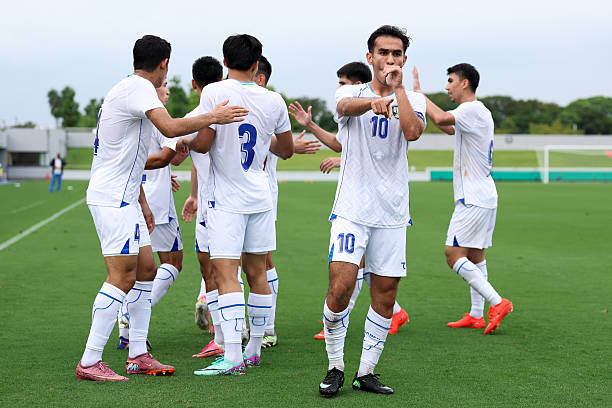 Ảnh bài viết Uzbekistan hạ Iran trong trận cầu 4 bàn