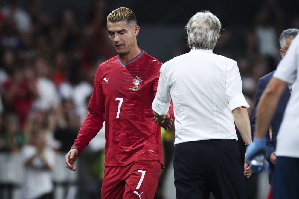 HLV Jorge Jesus có khởi đầu suôn sẻ cùng ĐT Bồ Đào Nha. Ảnh: EPA.