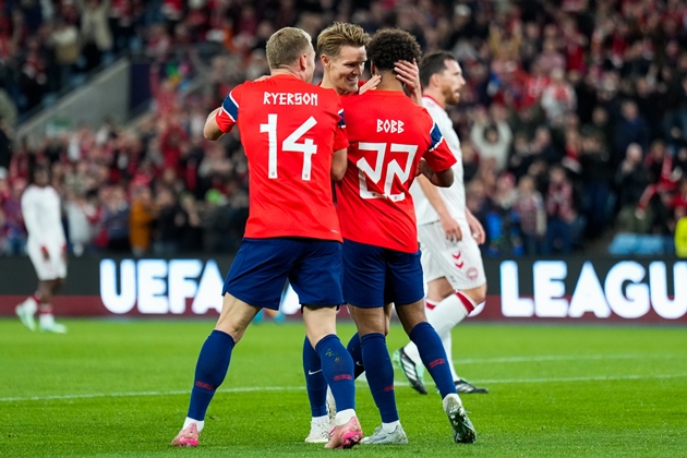 Ảnh bài viết Haaland và Odegaard tạo khác biệt giúp Na Uy hạ Đan Mạch