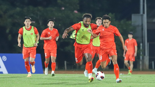 ĐT Việt Nam ra qu&acirc;n tại FIFA Asean Cup ở Indonesia. (Ảnh: VFF)