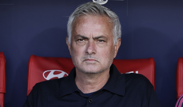 Mourinho đối diện giông bão ở Real Madrid. (Ảnh: EPA Images)