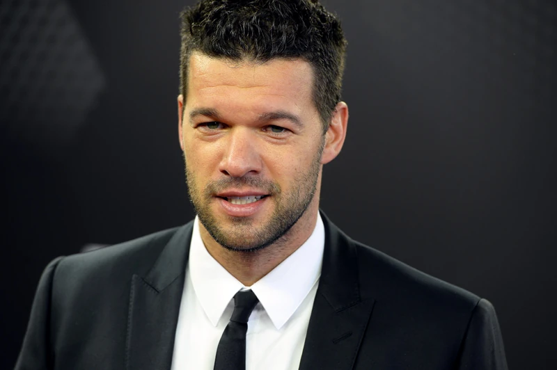 Ảnh bài viết Ngày này năm xưa: Michael Ballack và bản hùng ca kiên cường của thủ lĩnh số 13