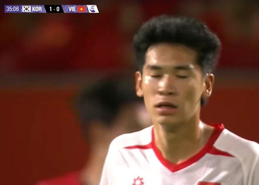 Ảnh bài viết U23 Hàn Quốc 1-0 U23 Việt Nam: Văn Thuận bị từ chối bàn thắng