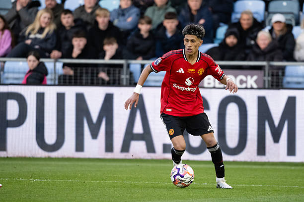 JJ Gabriel đã quyết dứt áo rời khỏi Old Trafford. Ảnh: Ash Donelon/Manchester United via Getty Images.