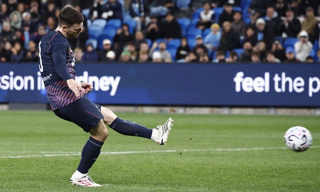 Ảnh bài viết Robertson bảo vệ cầu thủ Man City trước nguy cơ bị tước cúp