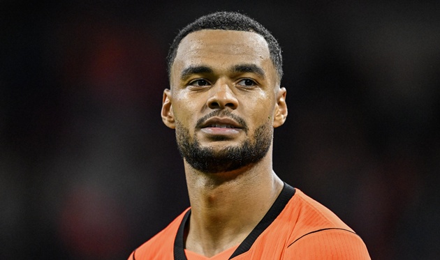 Gakpo thừa nhận su&yacute;t đầu qu&acirc;n cho Man City. (Ảnh: EPA Images)