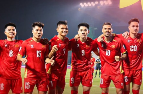 Ảnh bài viết 5 điểm nhấn Việt Nam 1-0 Philippines: Người hùng Đình Bắc; Dấu ấn VAR