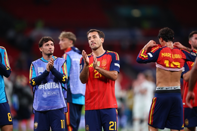 Mikel Oyarzabal thừa nhận việc Harry Kane đ&aacute; hỏng phạt đền l&agrave; bước ngoặt trận đấu. Ảnh: EPA/TOLGA AKMEN